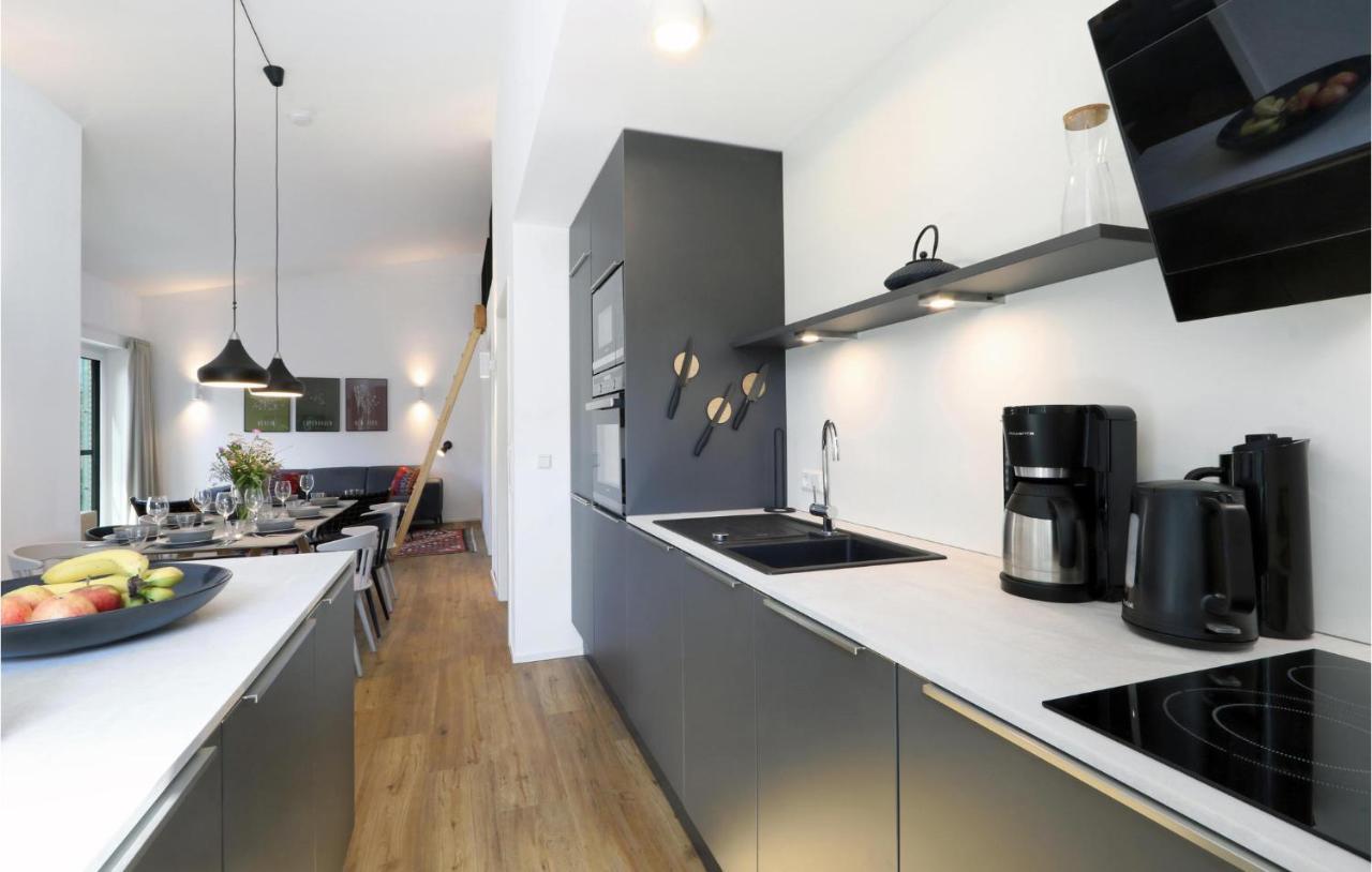 3 Bedroom Stunning Home In Lembruch-Duemmer See Екстер'єр фото