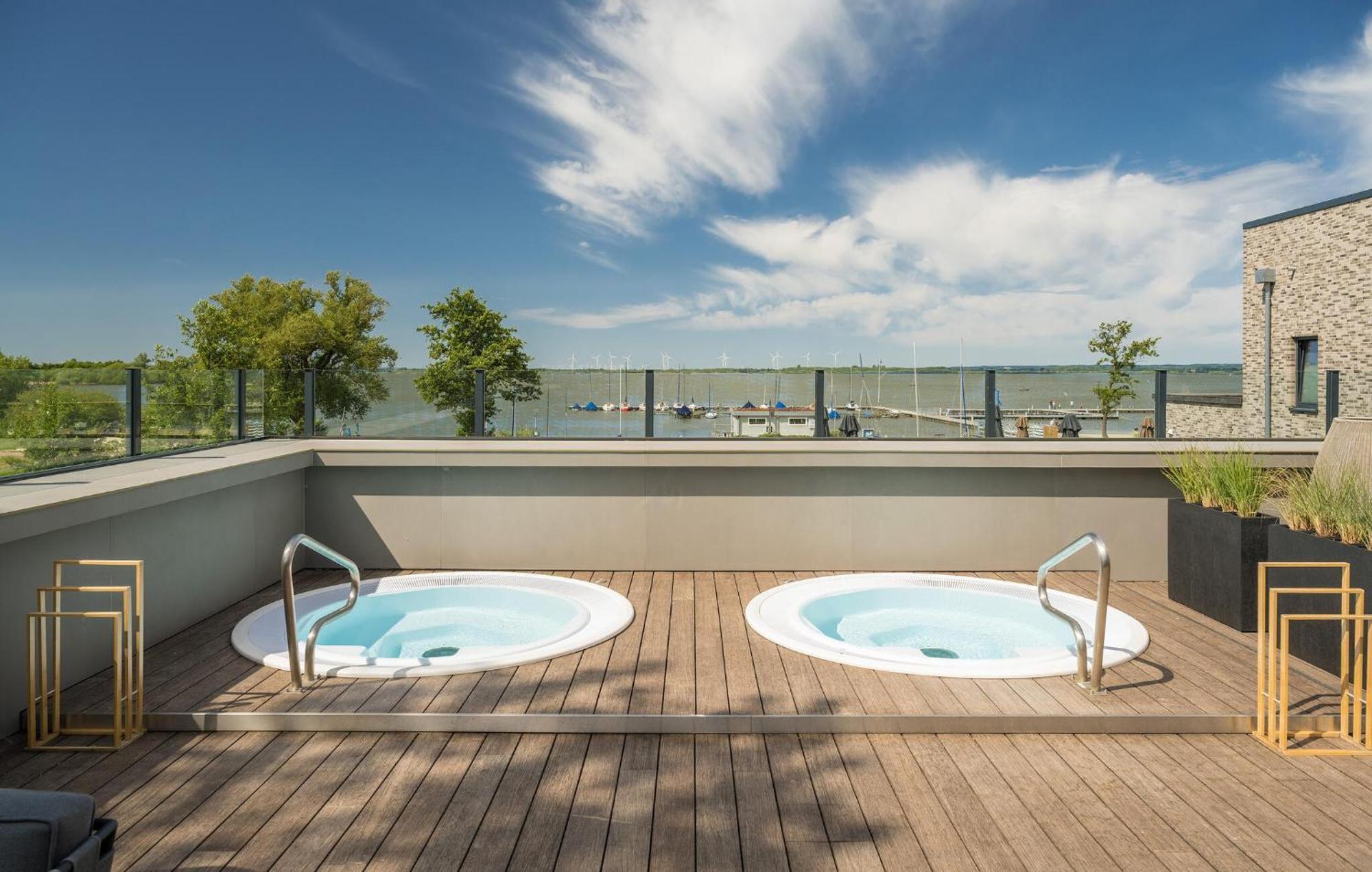 3 Bedroom Stunning Home In Lembruch-Duemmer See Екстер'єр фото