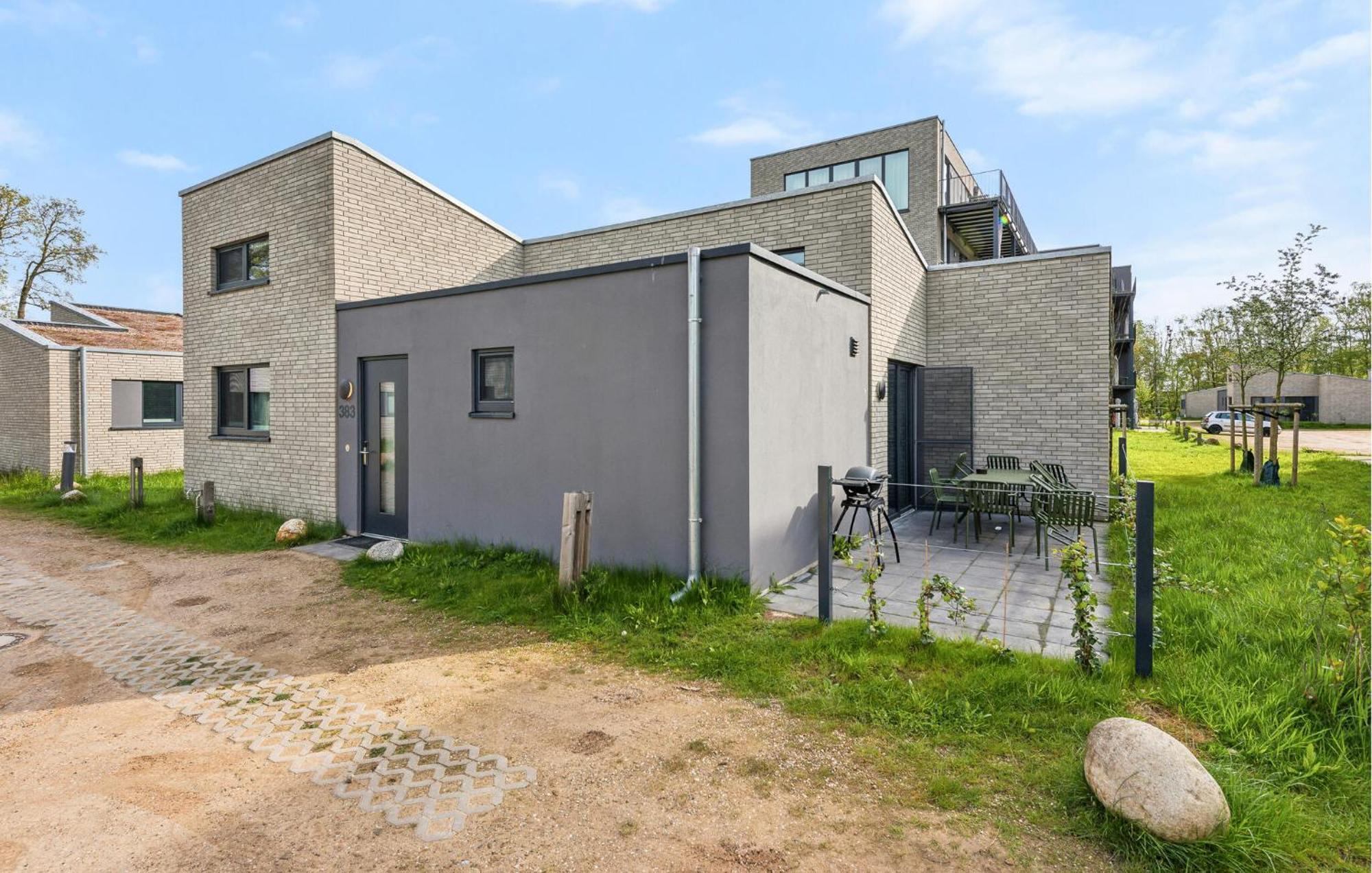 3 Bedroom Stunning Home In Lembruch-Duemmer See Екстер'єр фото